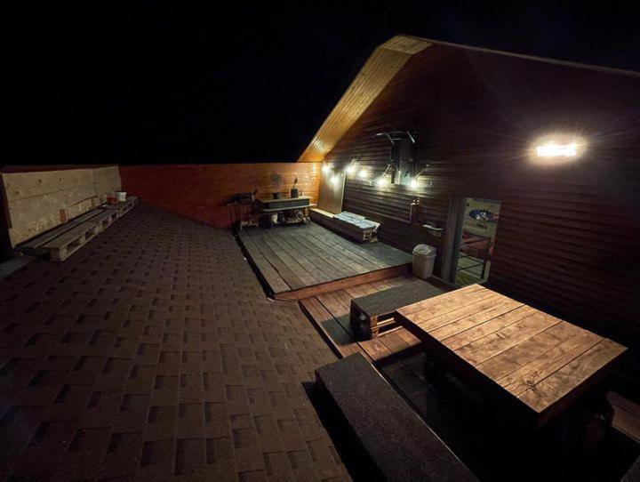 Хостел Riders House New Гудаурі Екстер'єр фото