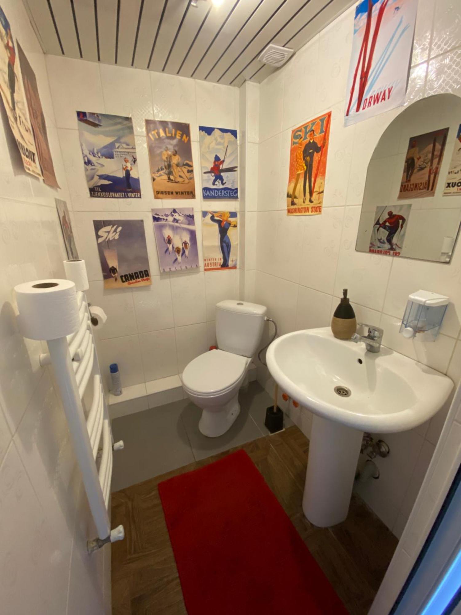 Хостел Riders House New Гудаурі Екстер'єр фото