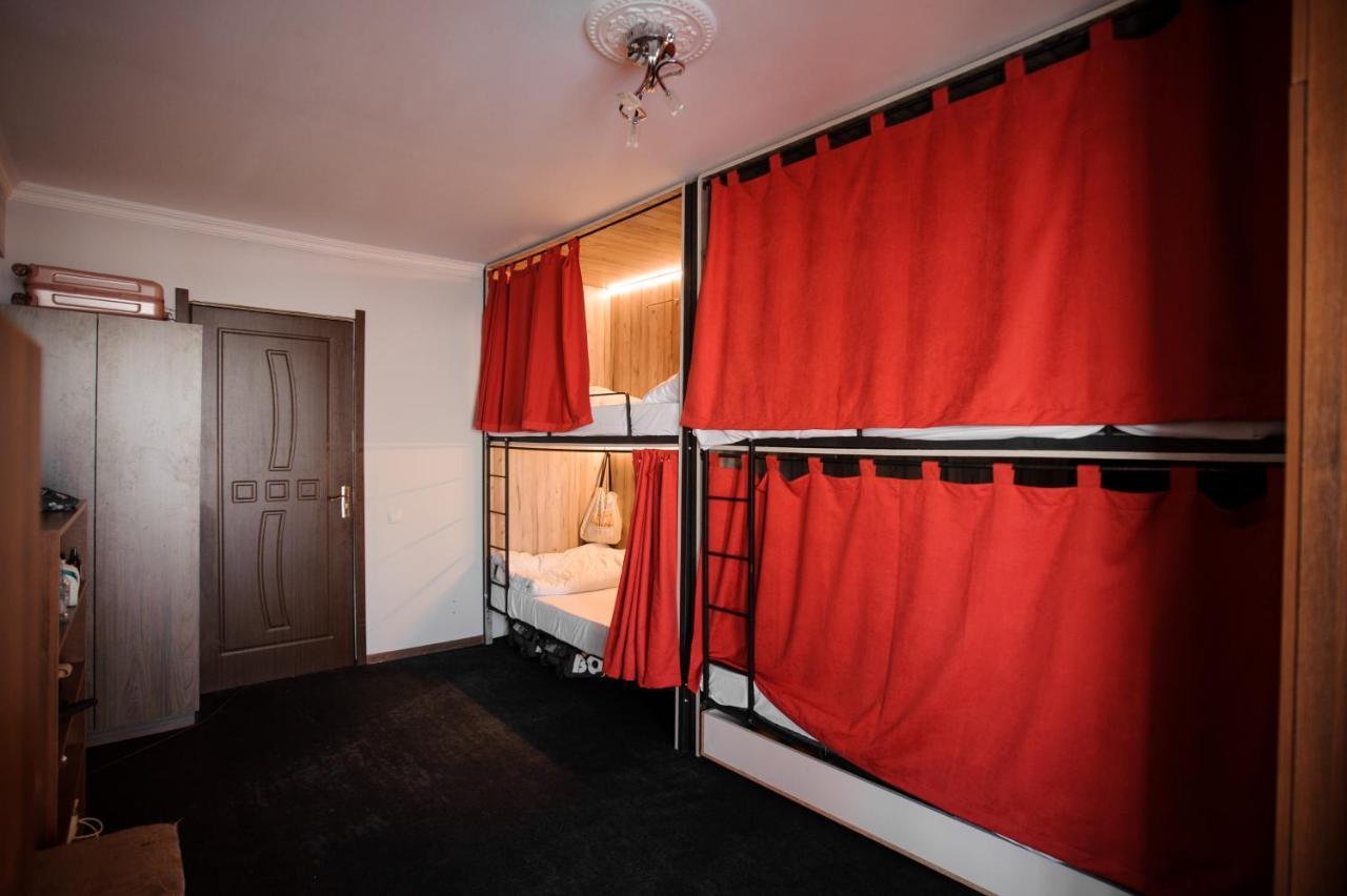 Хостел Riders House New Гудаурі Екстер'єр фото